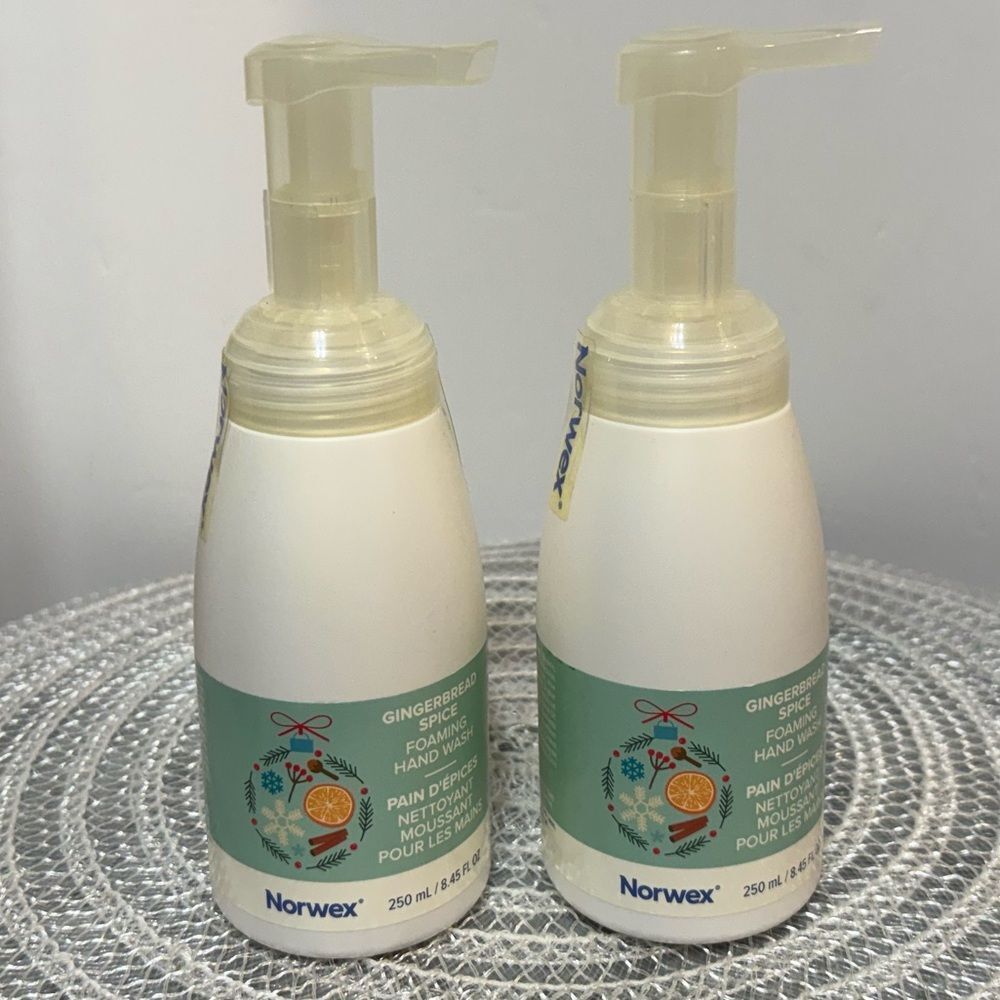 Norwex Gingerbread Spice Foaming Hand Soap Set of 2 NWT